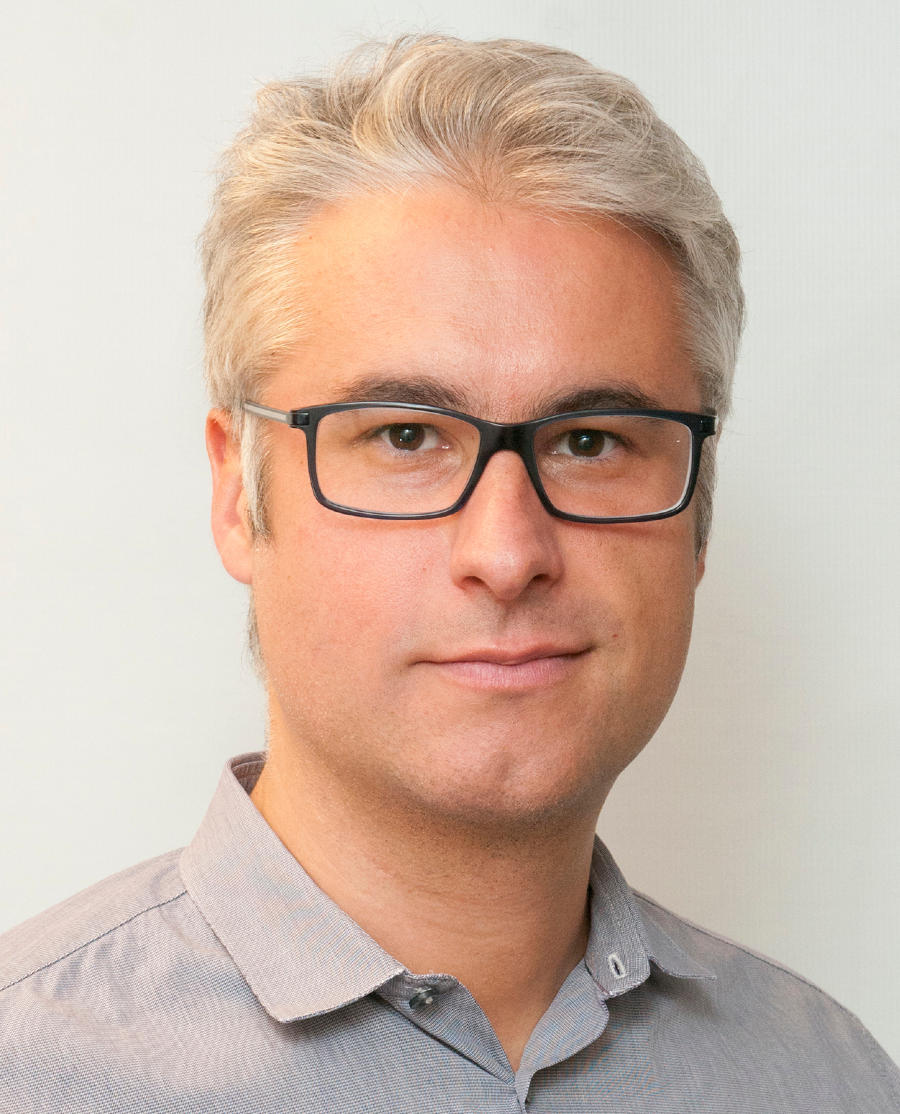 Headshot of Dr. Mario L. Suvà