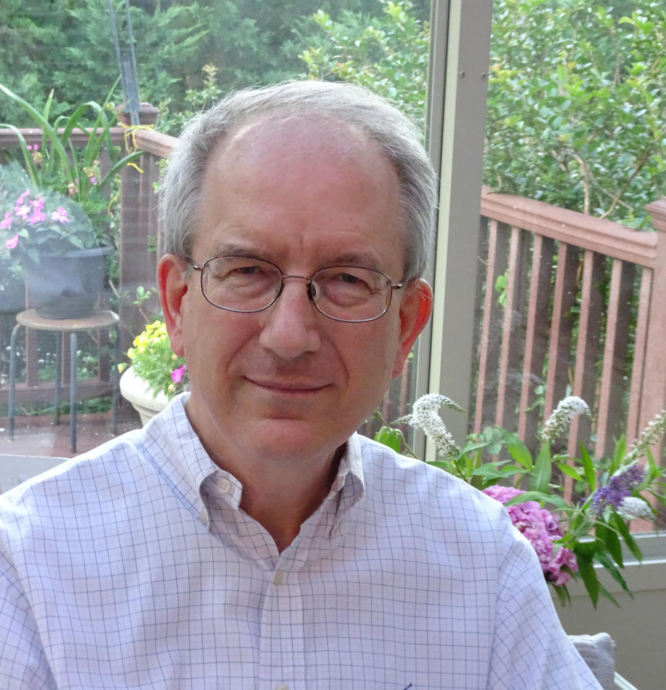 Headshot of Dr. Louis Staudt