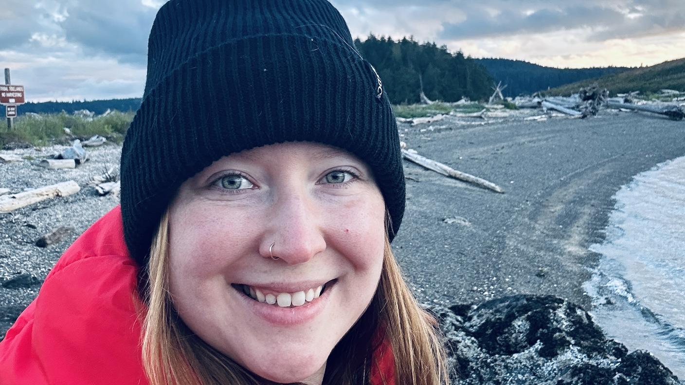 Kirsti Autio, directora de estudio Connect en Henry Ford Health, de excursión por el Parque Nacional de las Cascadas del Norte, en el estado de Washington.