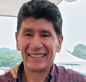 Headshot of José 