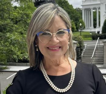 Headshot of Barbara Segurra-Valazquez