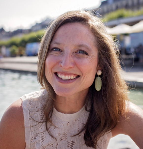 Headshot of Dr. Rebecca Luckett