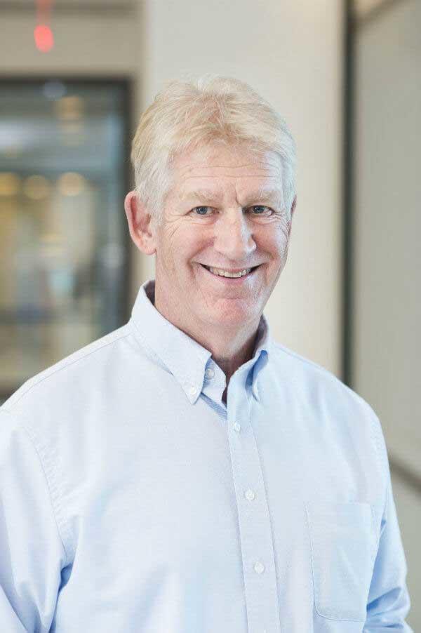 Headshot of Glen Morgan.