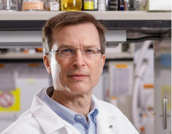 Headshot of Craig Crews