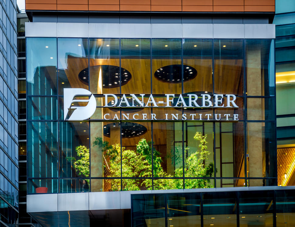 Dana-Farber/Harvard Cancer Center building