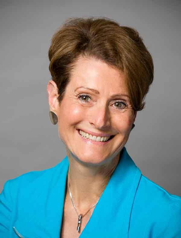 Headshot of Dr. Dinah S. Singer