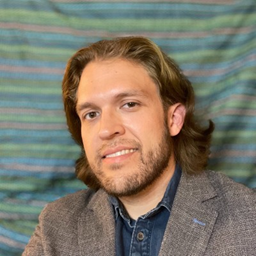 Headshot of Eric Johnson Chavarria