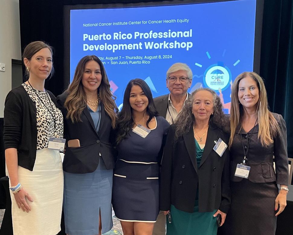 The CRCHD team with panelists Dr. Ashlie Santaliz-Casiano and Dr. Ana Patricia Ortiz between plenary sessions