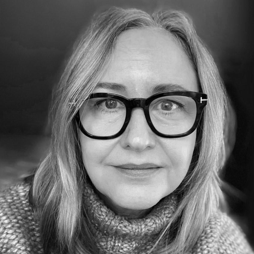 Headshot of Carolyn Taylor 