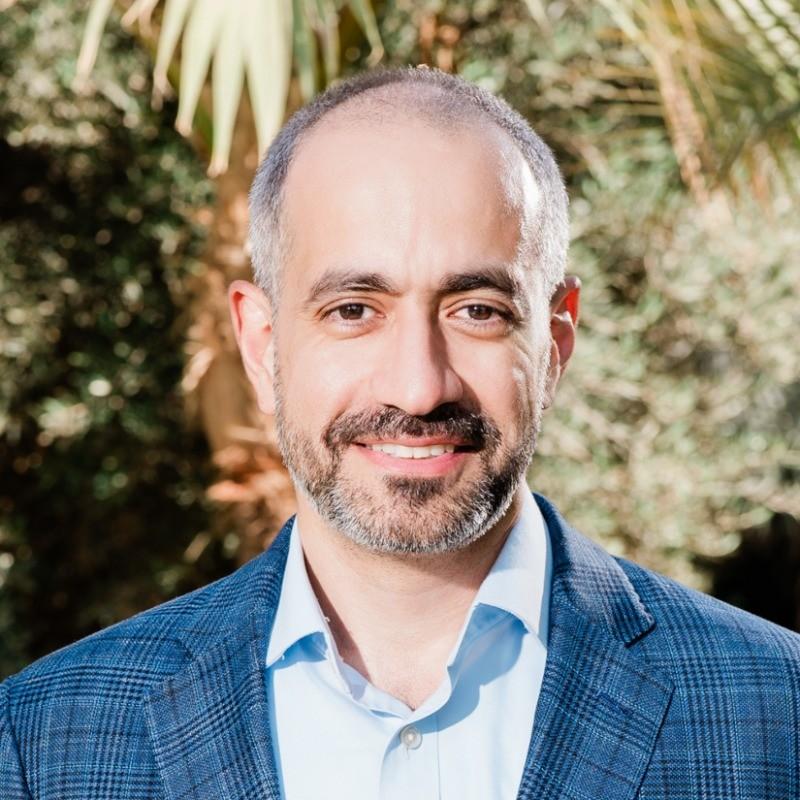 Dr. Shaalan Beg Headshot