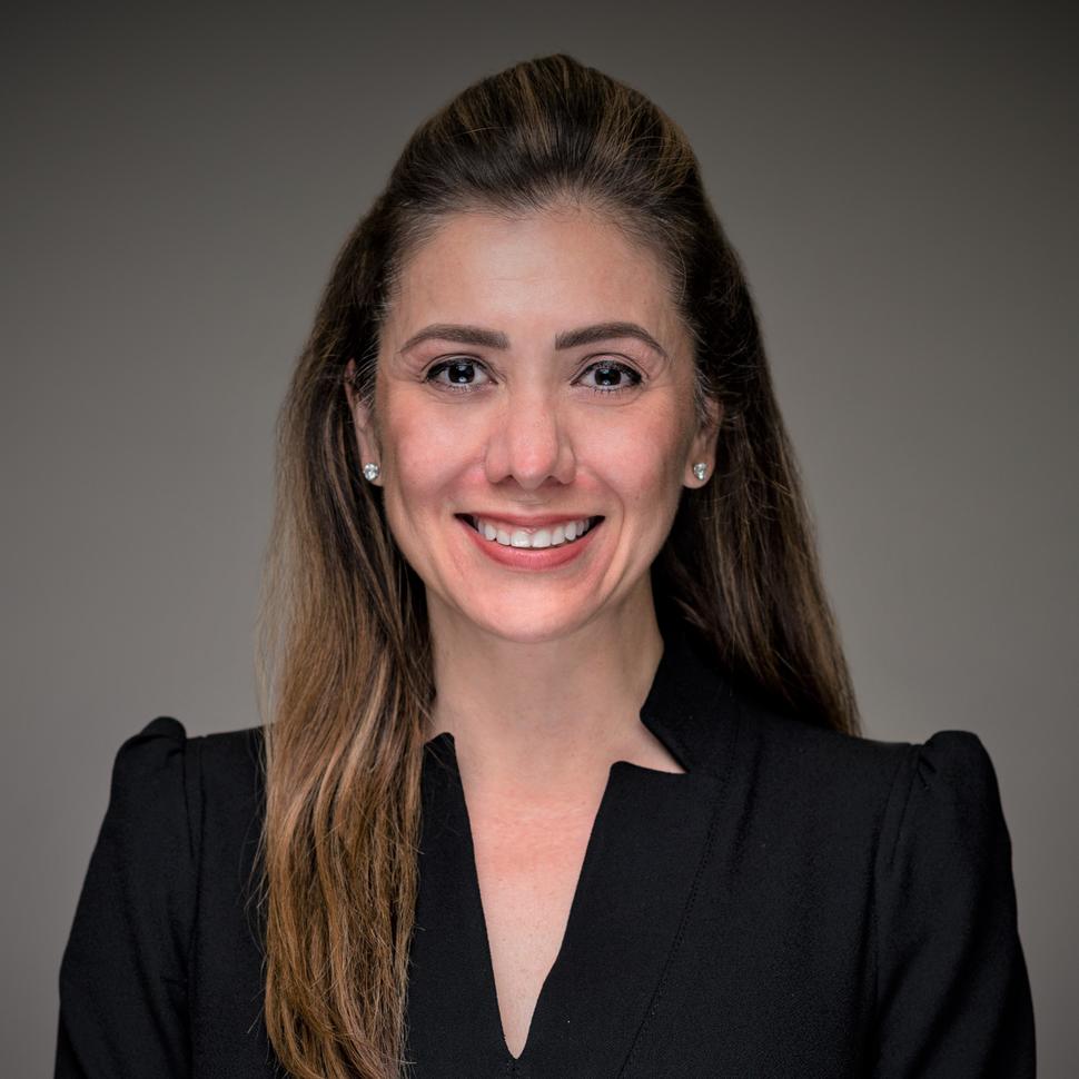 Headshot of Mariana Chavez Mac Gregor