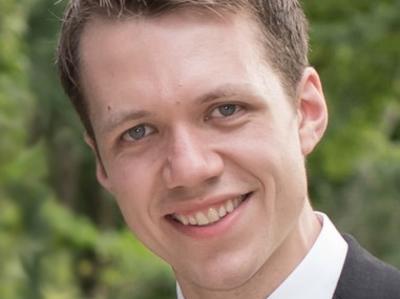 Photo of Dr. Nathan Reticker-Flynn