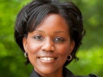 Photo of Dr. Trachette Jackson