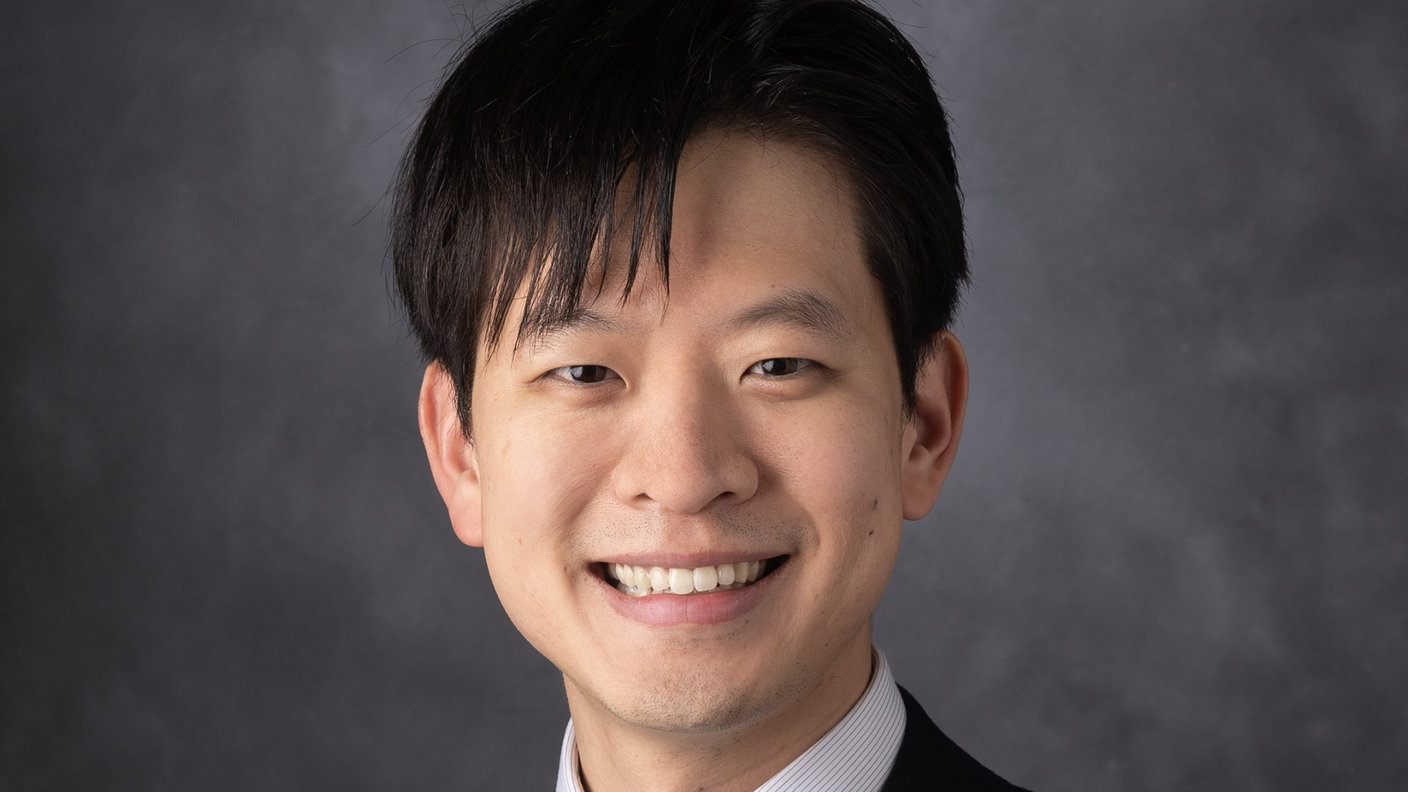 Headshot of UT MD Anderson Cancer Center Profession, Dr. Andrew Song